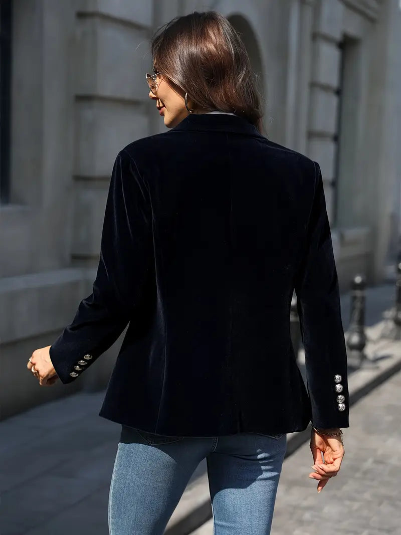 Nicola – Elegant Velvet Blazer